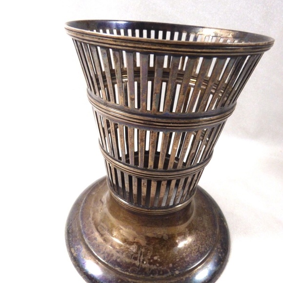VTG Antique Late 1800's Watson Pierced Sterling Silver Vase Holder 2.7oz - Picture 10 of 10